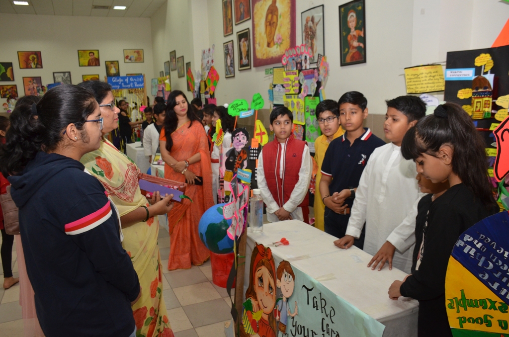 Grade V class show held at Sanskar School